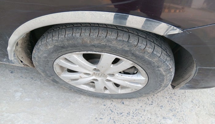 2017 Maruti Ertiga VDI SHVS, Diesel, Manual, 99,156 km, tyre