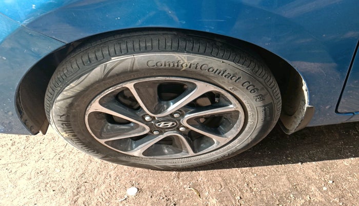 2019 Hyundai Grand i10 SPORTZ AT 1.2 KAPPA VTVT, CNG, Automatic, 68,668 km, tyre