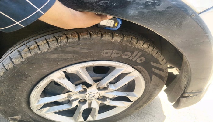 2023 Renault TRIBER RXL MT, CNG, Manual, 62,535 km, tyre