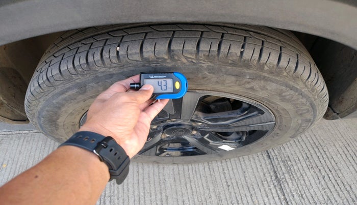 2024 Tata NEXON Fearless Plus S 1.5 Revotorq 6AMT Dark Edition, Diesel, Automatic, 15,076 km, tyre