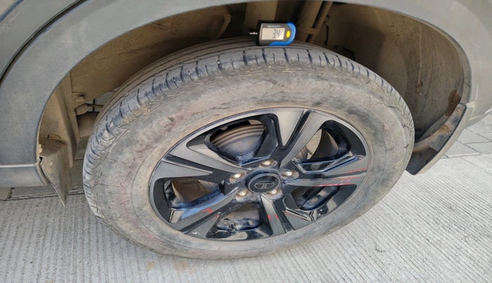 2024 Tata NEXON Fearless Plus S 1.5 Revotorq 6AMT Dark Edition, Diesel, Automatic, 15,076 km, tyre