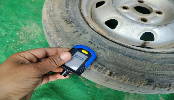 2016 Maruti Eeco 5 STR WITH A/C+HTR, CNG, Manual, 1,44,330 km, tyre