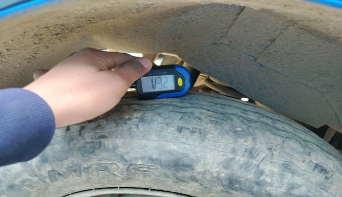 2016 Maruti Eeco 5 STR WITH A/C+HTR, CNG, Manual, 1,44,330 km, tyre