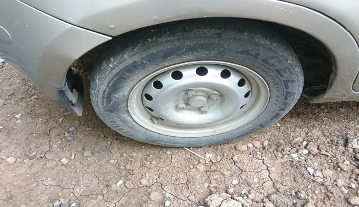 2013 Chevrolet Sail UVA 1.3 BASE, Diesel, Manual, 56,081 km, tyre