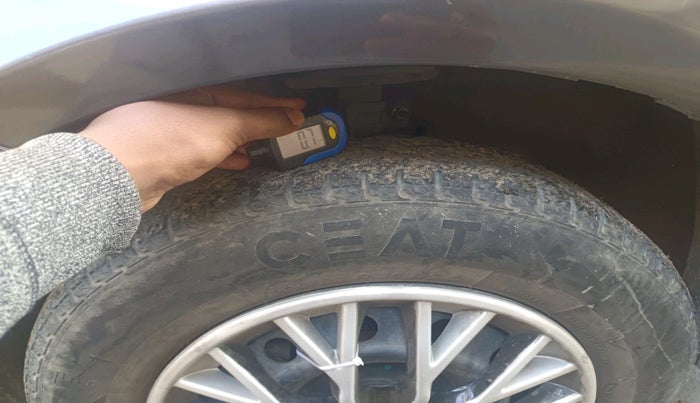 2016 Maruti Swift VXI, Petrol, Manual, 58,135 km, tyre