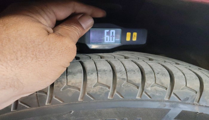 2019 Maruti Dzire VXI, Petrol, Manual, 59,950 km, tyre