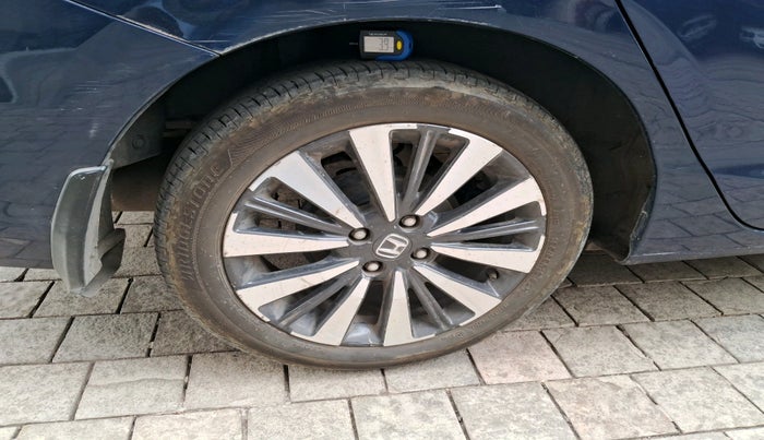 2023 Honda City 1.5L I-VTEC ZX CVT, Petrol, Automatic, 18,775 km, tyre