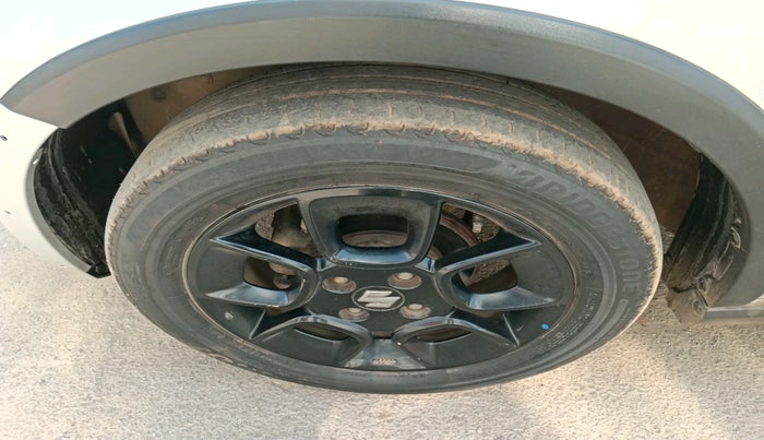 2022 Maruti IGNIS ZETA 1.2, Petrol, Manual, 42,092 km, tyre