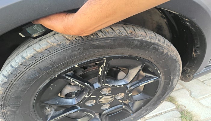 2017 Maruti IGNIS ZETA 1.2 AMT, Petrol, Automatic, 82,855 km, tyre