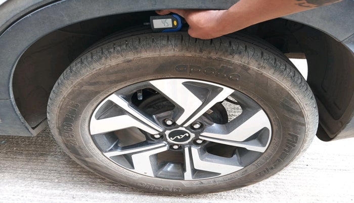 2022 KIA SONET HTX 1.5, Diesel, Manual, 40,590 km, tyre