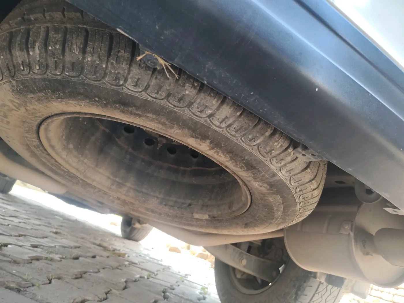 2016 Mahindra XUV500 W6, Diesel, Manual, 56,237 km, tyre