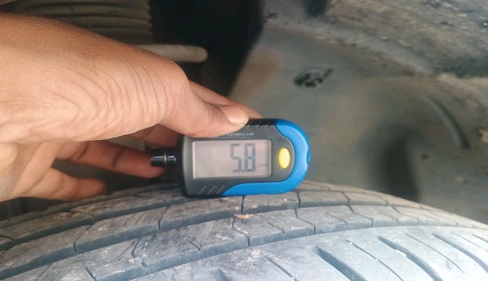 2022 Tata PUNCH ACCOMPLISHED MT CAMO EDITION, Petrol, Manual, 31,915 km, tyre