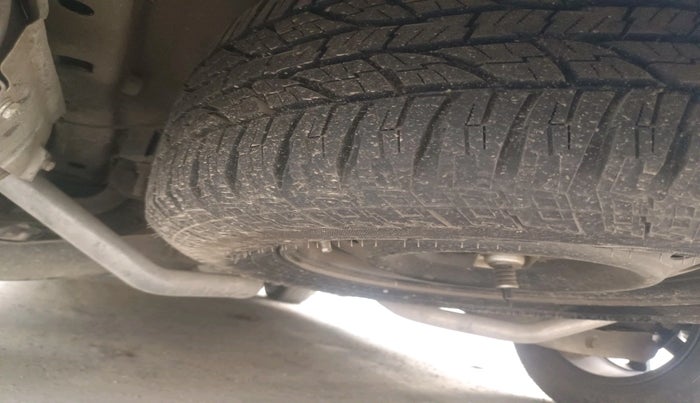 2018 Mahindra XUV500 W5, Diesel, Manual, 1,48,460 km, tyre