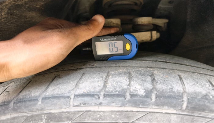 2021 Audi Q5 Technology 45 TFSI, Petrol, Automatic, 32,227 km, tyre