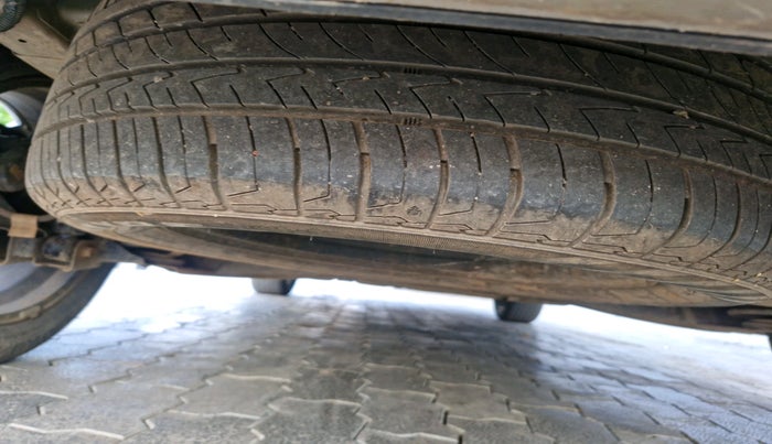 2021 Hyundai ALCAZAR 1.5 SIGNATURE MT 6STR, Diesel, Manual, 1,55,000 km, tyre