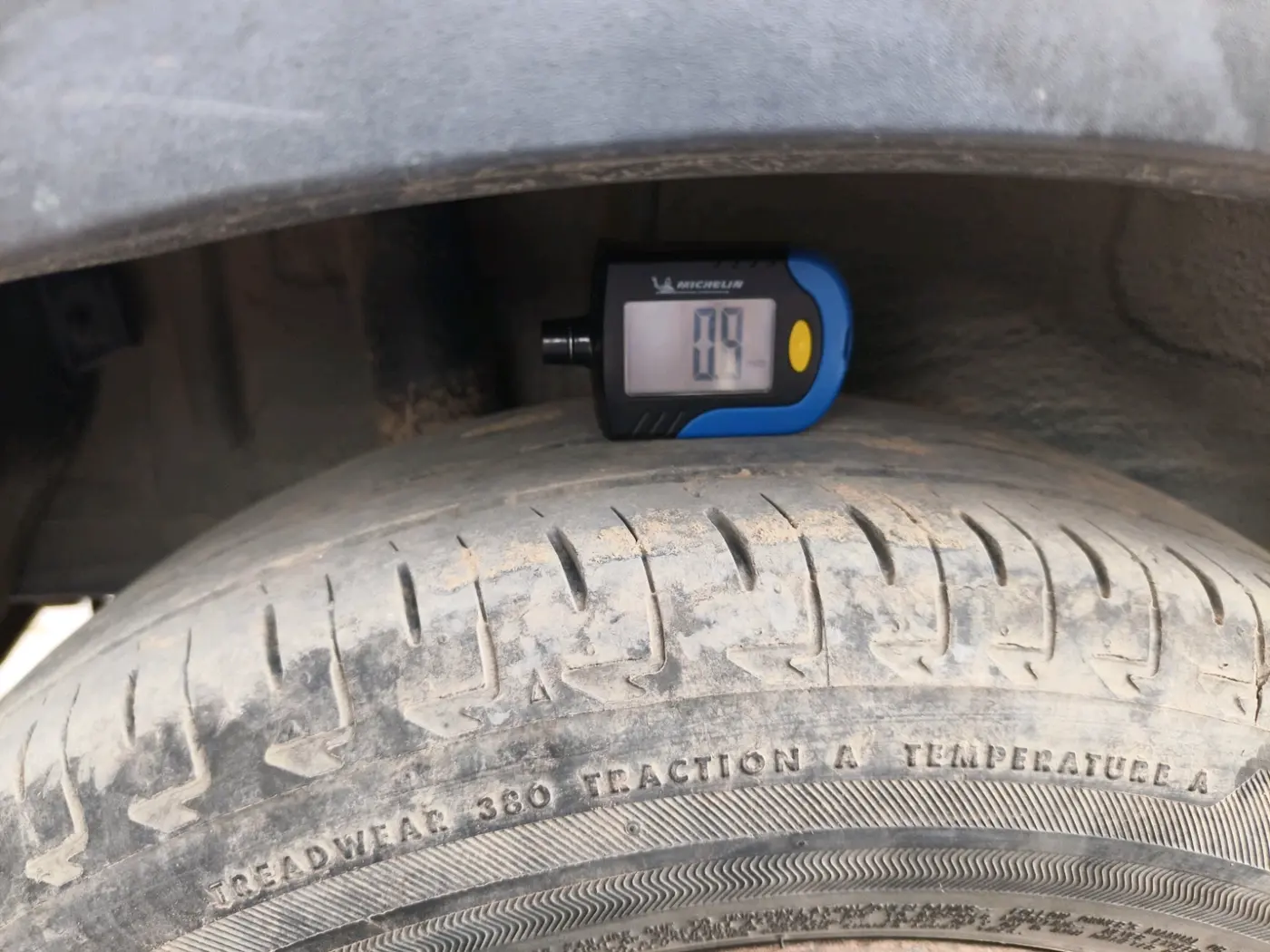 2022 Maruti IGNIS ZETA 1.2, Petrol, Manual, 18,776 km, tyre