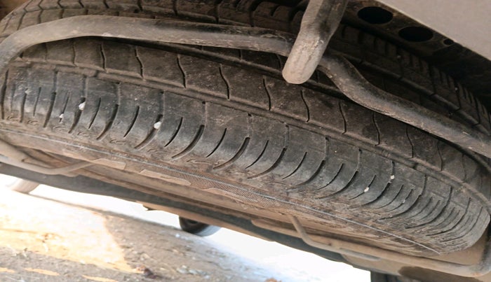 2018 Maruti Ertiga VDI 1.3, Diesel, Manual, 1,07,958 km, tyre