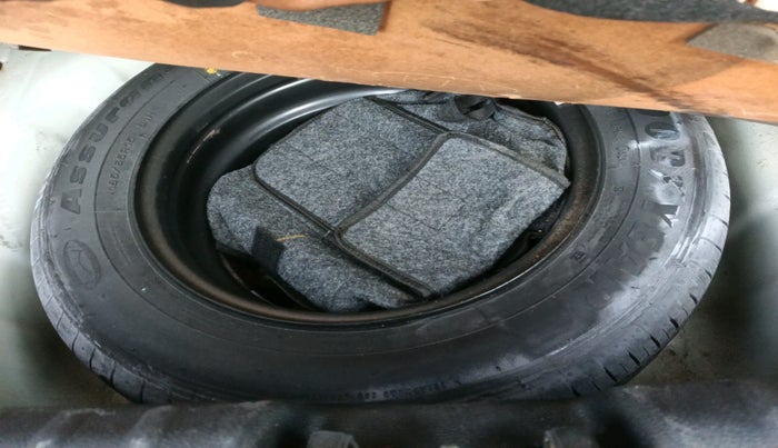 2021 KIA SONET HTX 1.0 IMT, Petrol, Manual, 74,716 km, tyre