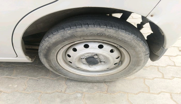 2012 Maruti Wagon R 1.0 LXI, Petrol, Manual, 83,936 km, tyre