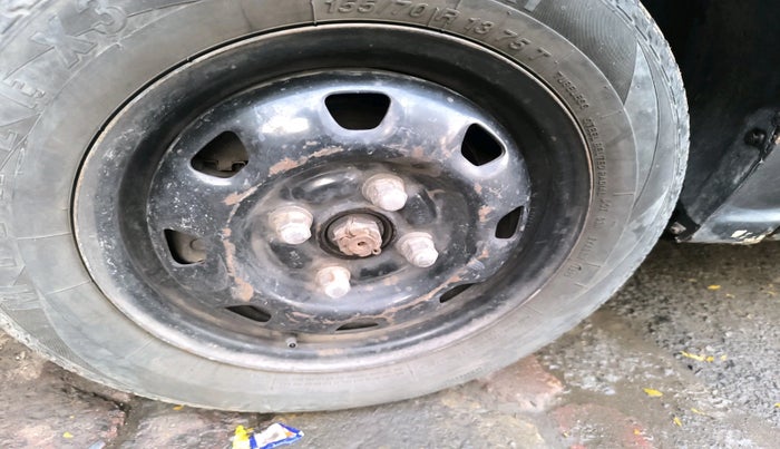 2011 Hyundai Santro Xing GLS, CNG, Manual, 1,87,026 km, tyre