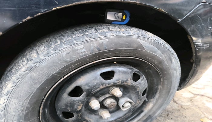 2011 Hyundai Santro Xing GLS, CNG, Manual, 1,87,026 km, tyre