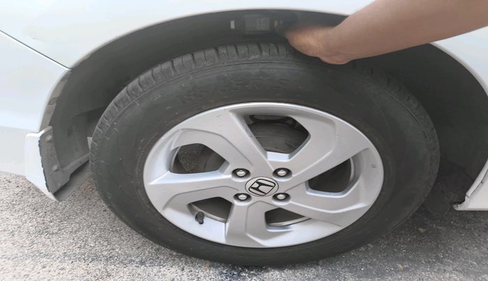 2015 Honda City 1.5L I-VTEC VX, Petrol, Manual, 81,087 km, tyre