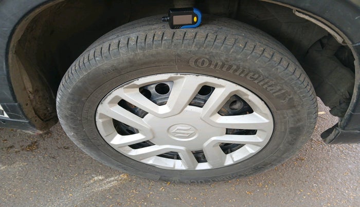 2017 Maruti Vitara Brezza VDI (O), Diesel, Manual, 1,46,603 km, tyre