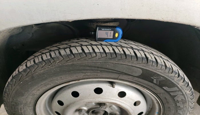 2022 Maruti S PRESSO LXI (O) CNG, CNG, Manual, 1,75,302 km, tyre