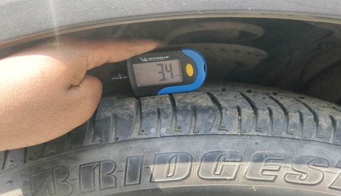 2016 Hyundai Creta SX 1.6 DIESEL, Diesel, Manual, 1,46,428 km, tyre