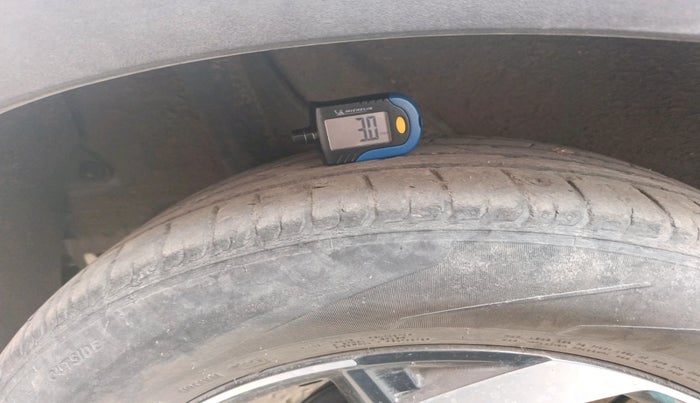 2019 Hyundai VENUE SX PLUS 1.0 TURBO DCT, Petrol, Automatic, 37,778 km, tyre