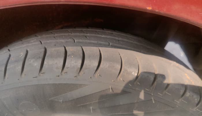 2011 Maruti Wagon R 1.0 LXI, Petrol, Manual, 33,589 km, tyre