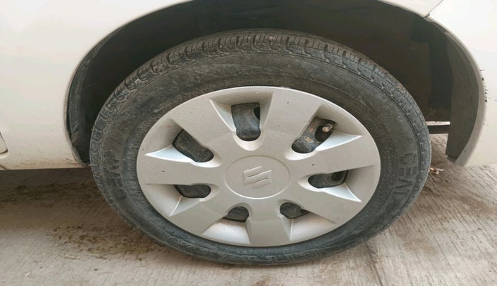 2016 Maruti Alto K10 VXI AMT, Petrol, Automatic, 54,886 km, tyre