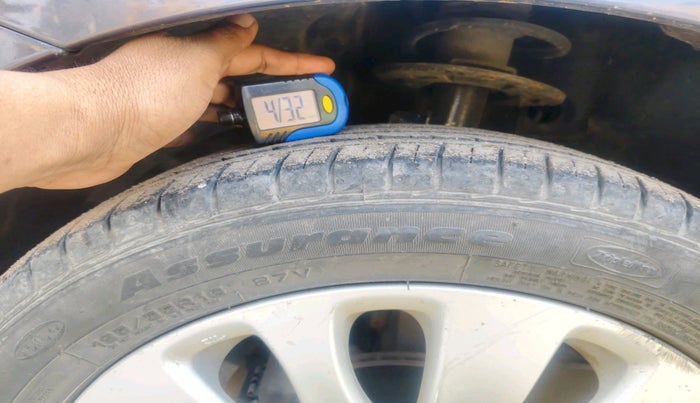 2016 Maruti Baleno ALPHA PETROL 1.2, Petrol, Manual, 62,853 km, tyre