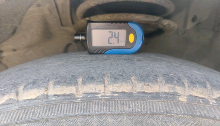 2011 Hyundai i20 ASTA 1.2, Petrol, Manual, 1,31,797 km, tyre