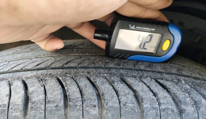 2020 Hyundai NEW I20 SPORTZ 1.2 MT, Petrol, Manual, 48,075 km, tyre