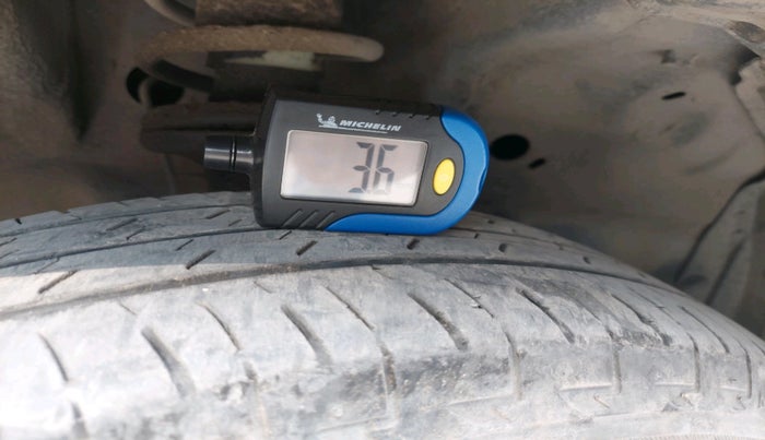 2013 Maruti Wagon R 1.0 VXI, Petrol, Manual, 1,00,320 km, tyre