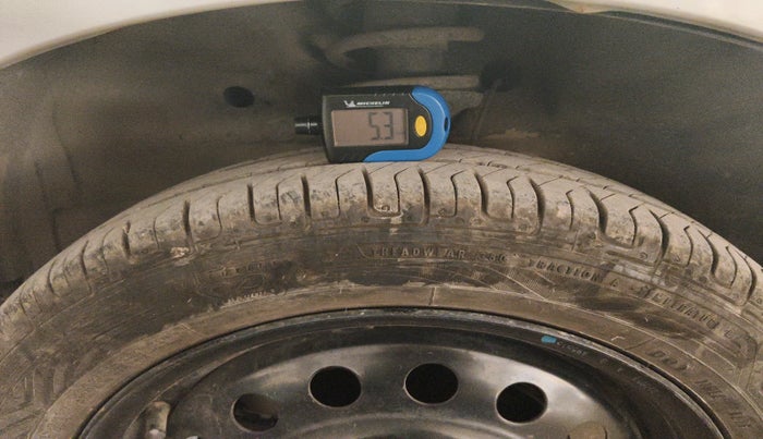 2013 Maruti Wagon R 1.0 VXI, Petrol, Manual, 33,281 km, tyre