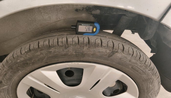 2013 Maruti Wagon R 1.0 VXI, Petrol, Manual, 33,281 km, tyre