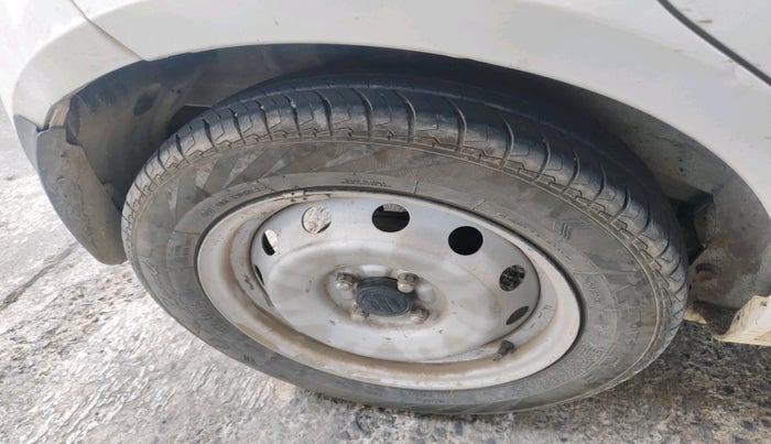 2017 Maruti IGNIS SIGMA 1.2, Petrol, Manual, 1,13,374 km, tyre