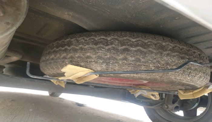 2024 Renault TRIBER RXZ AMT, Petrol, Automatic, 17,156 km, tyre