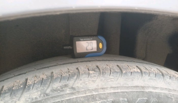 2012 Maruti Swift ZDI, Diesel, Manual, 96,652 km, tyre