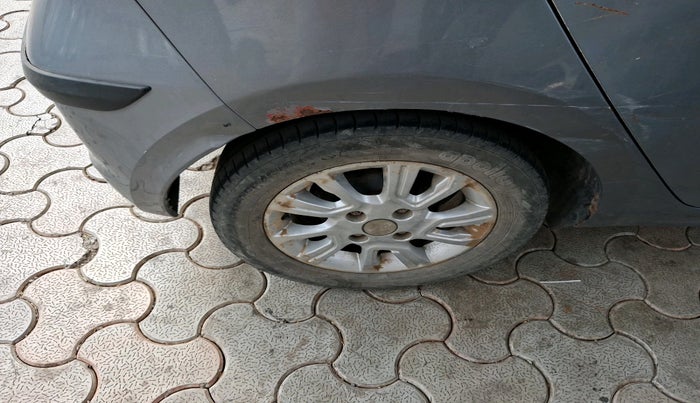 2018 Tata Tiago XZ PETROL, Petrol, Manual, 1,13,000 km, tyre