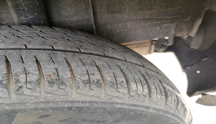 2022 Renault Kiger RXZ MT, Petrol, Manual, 74,940 km, tyre