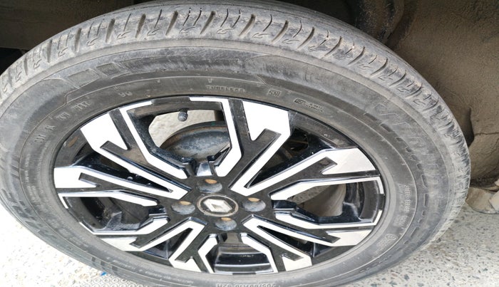 2022 Renault Kiger RXZ MT, Petrol, Manual, 74,940 km, tyre