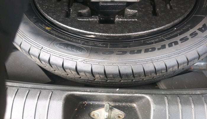 2019 Hyundai Creta SX AT 1.6 PETROL, Petrol, Automatic, 1,56,057 km, tyre