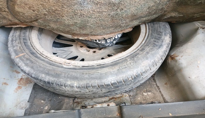 2017 Honda City 1.5L I-VTEC ZX CVT, CNG, Automatic, 1,15,634 km, tyre