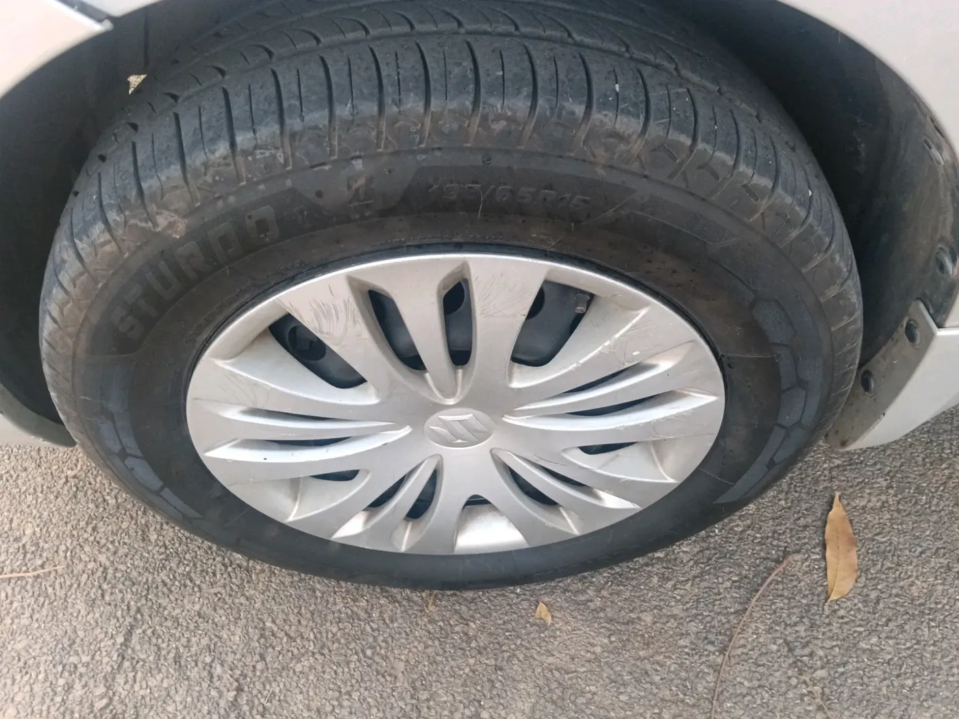 2013 Maruti Ertiga VDI, Diesel, Manual, 1,40,802 km, tyre