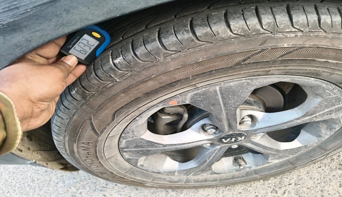 2019 KIA SELTOS HTK PLUS 1.5 DIESEL, Diesel, Manual, 1,79,562 km, tyre