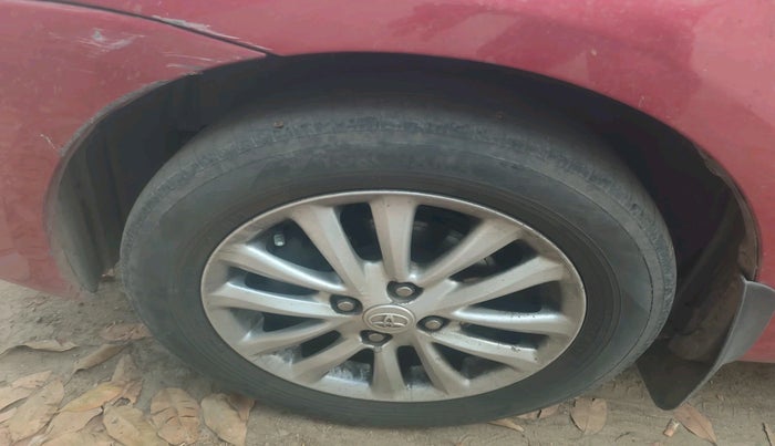 2012 Toyota Etios VD, Diesel, Manual, 2,08,890 km, tyre