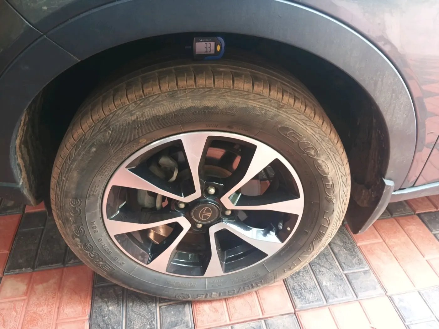 2020 Tata NEXON XZA PLUS PETROL, Petrol, Automatic, 46,709 km, tyre